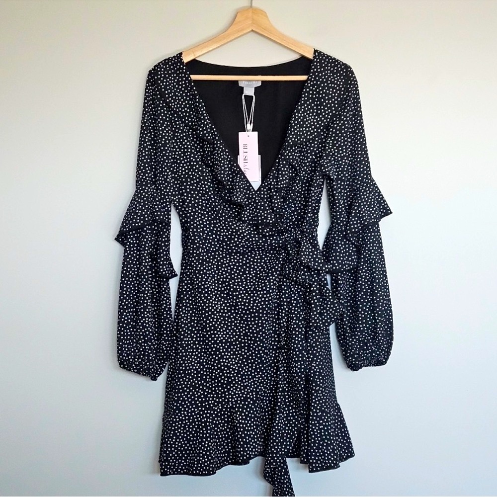 Finders Keepers Black and White V-Neck Bishop Sleeve Sundress